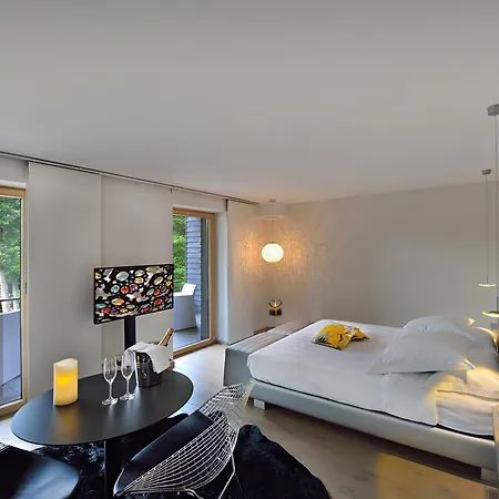 1956 - 4* Trois-Épis