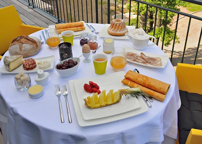 1956 - 4* Trois-Epis